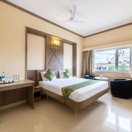 Treebo Ess Grande Hotel Coimbatore Exterior photo