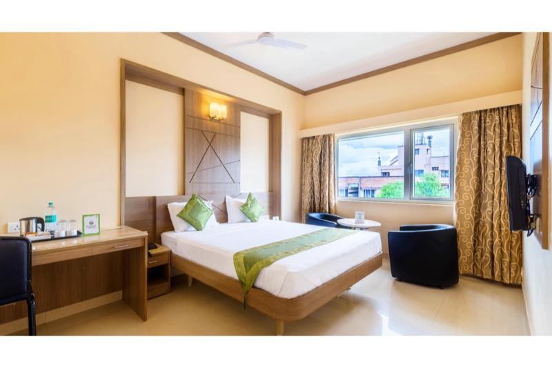 Treebo Ess Grande Hotel Coimbatore Exterior photo